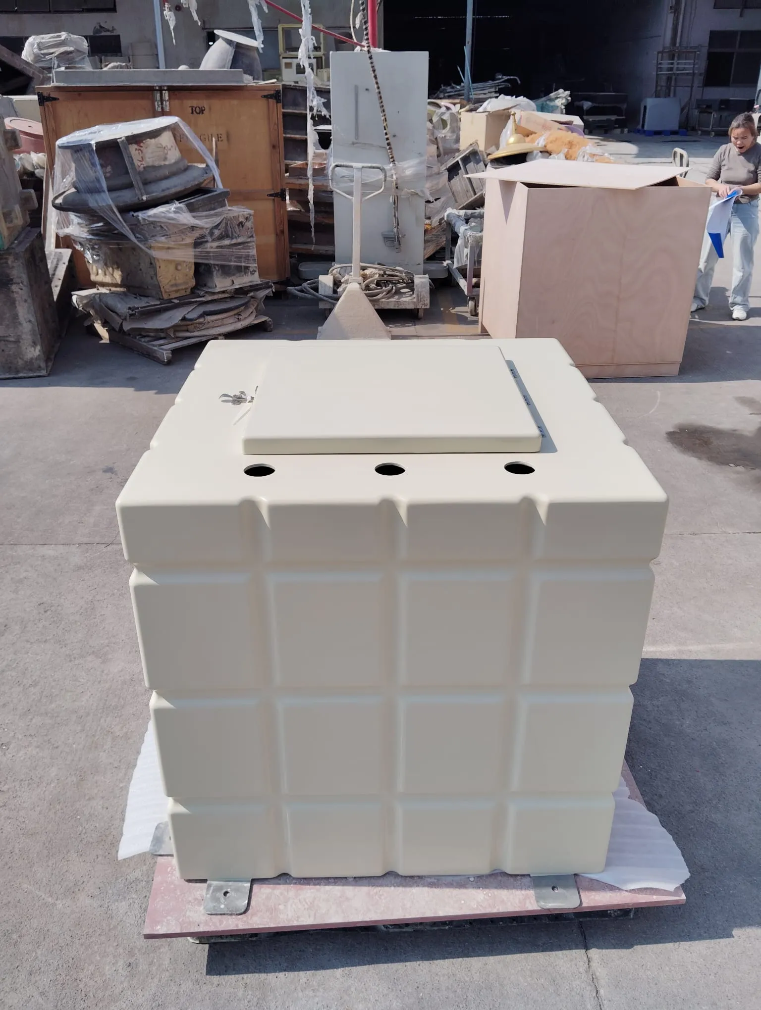 Water Tank 1000